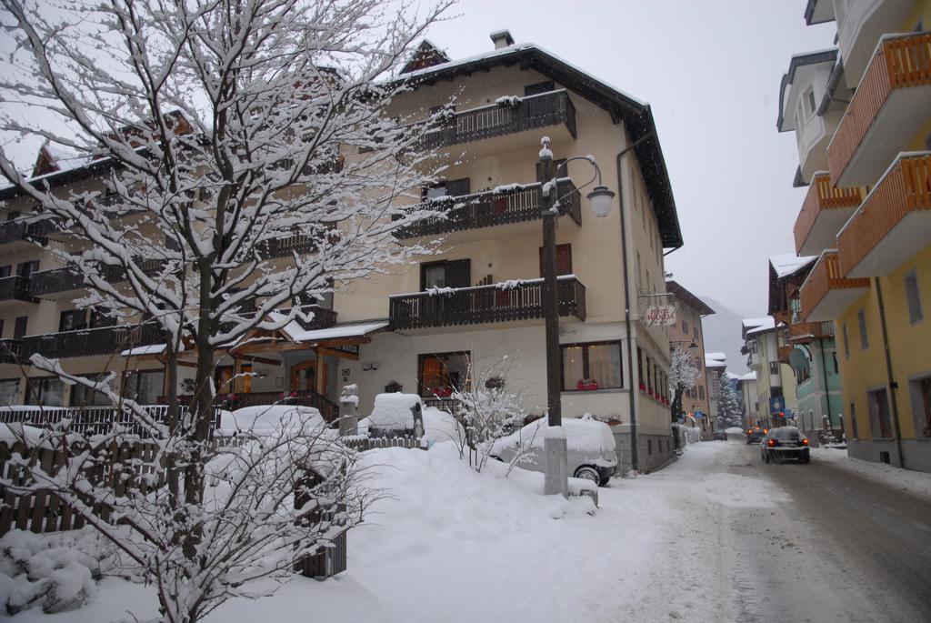 Hotel Wanda Pinzolo Luaran gambar