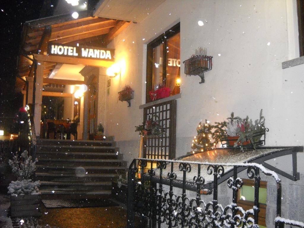 Hotel Wanda Pinzolo Luaran gambar