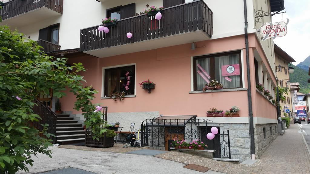 Hotel Wanda Pinzolo Luaran gambar